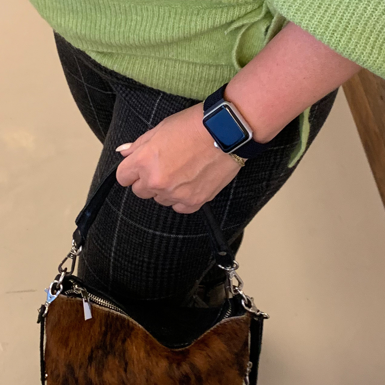  Apple Watch Nejlon fonott szóló szalag - faszén