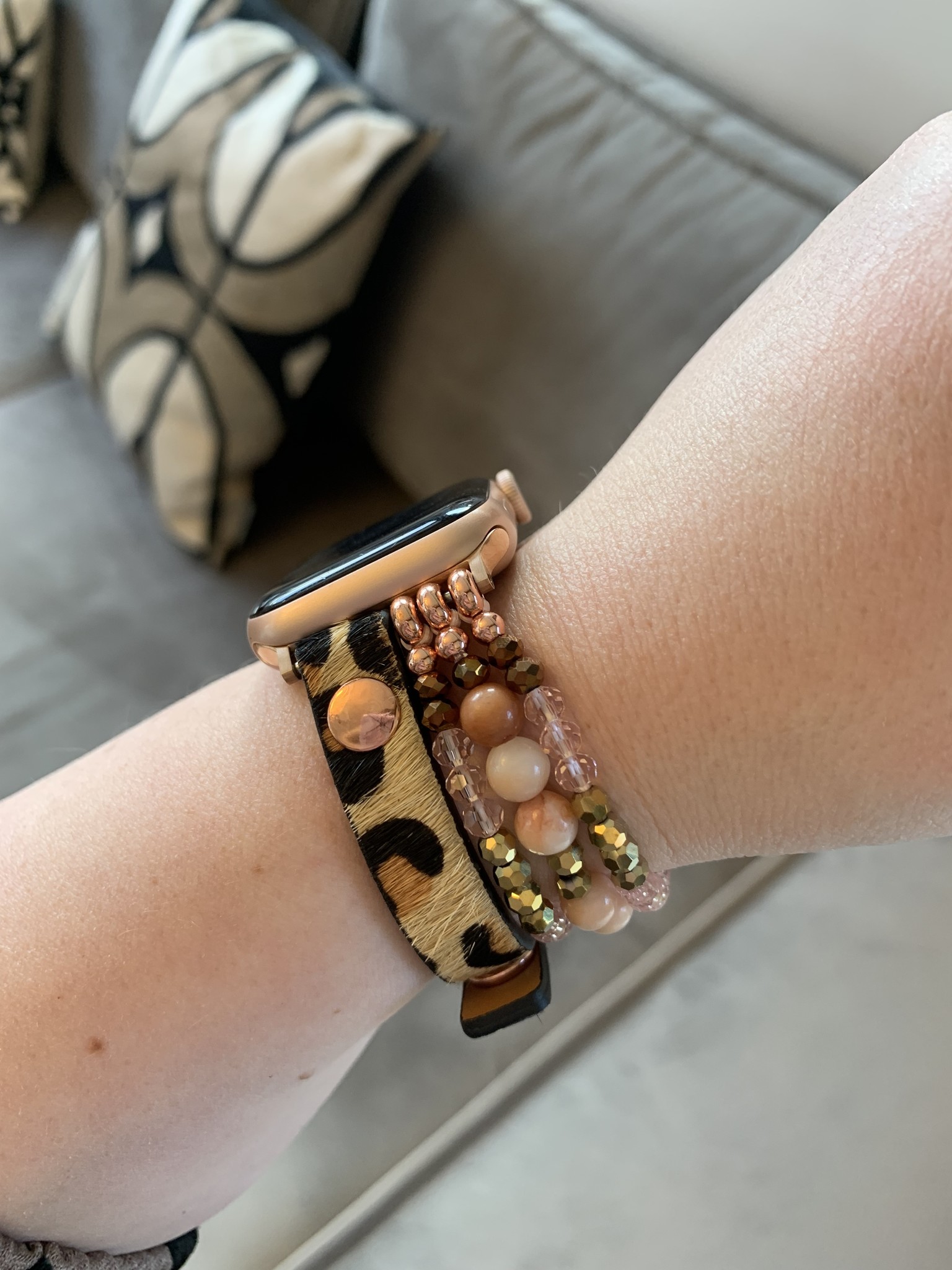  Apple Watch bőr ékszerpánt - leopárd rózsaszín arany